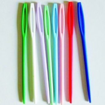 Large Eye PLASTIC Yarn Needles 48mm (Pack of 10)